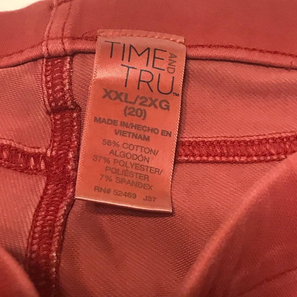 Time and Tru Capri Pants - Picture 5 of 5